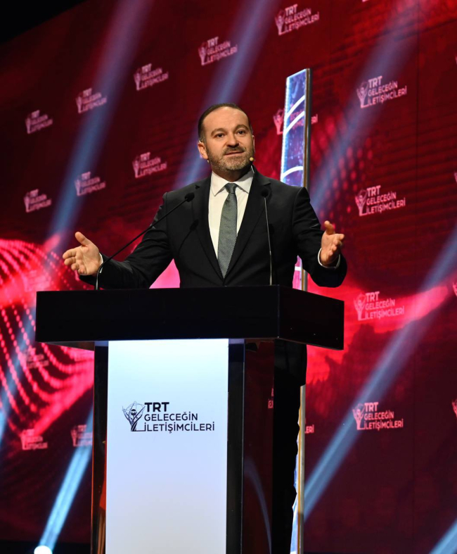 TRT Geleceğin İletişimcileri Yarışması’nda  ödüller sahiplerini buldu